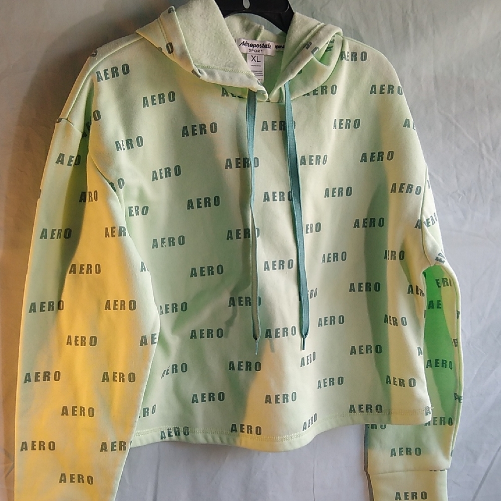 NWOT Aeropostale XL mint/lime/apple green cropped hoodie